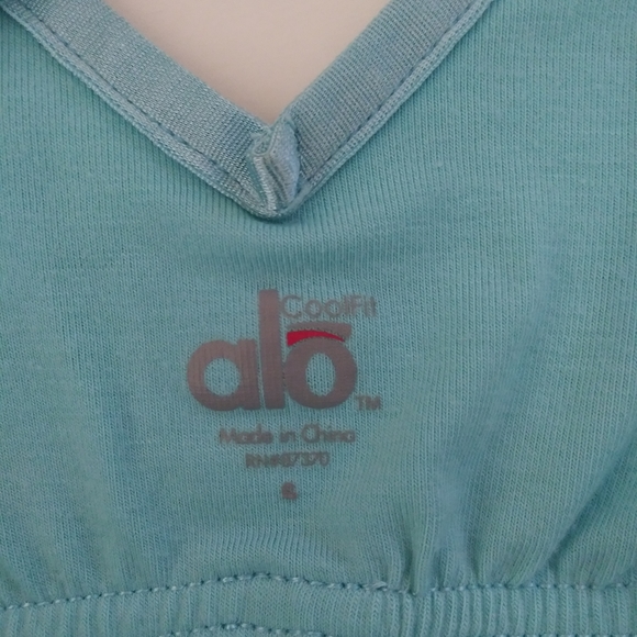 ALO Yoga CoolFit Tank Top Strappy Blue Small - Picture 10 of 10